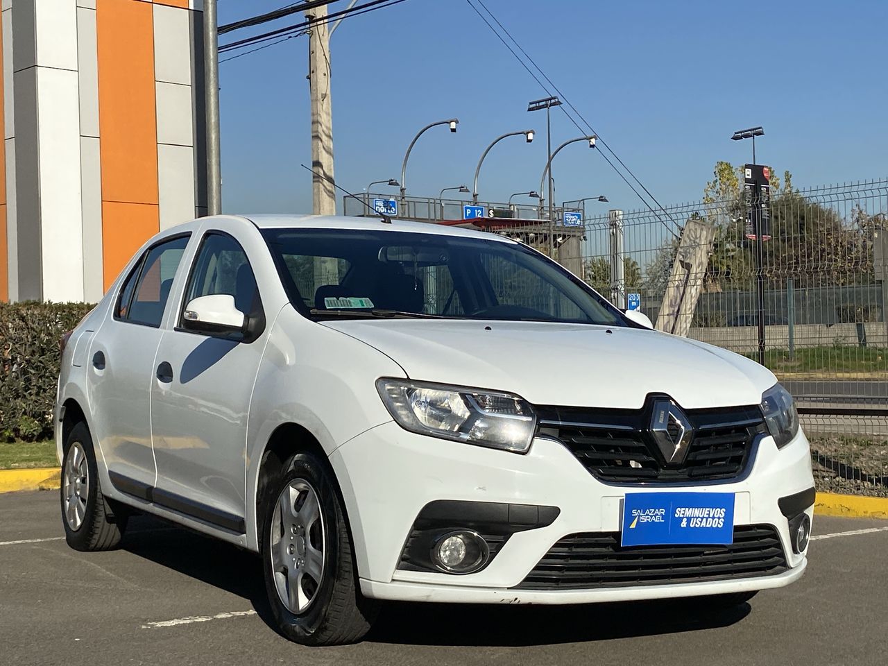 RENAULT - 1