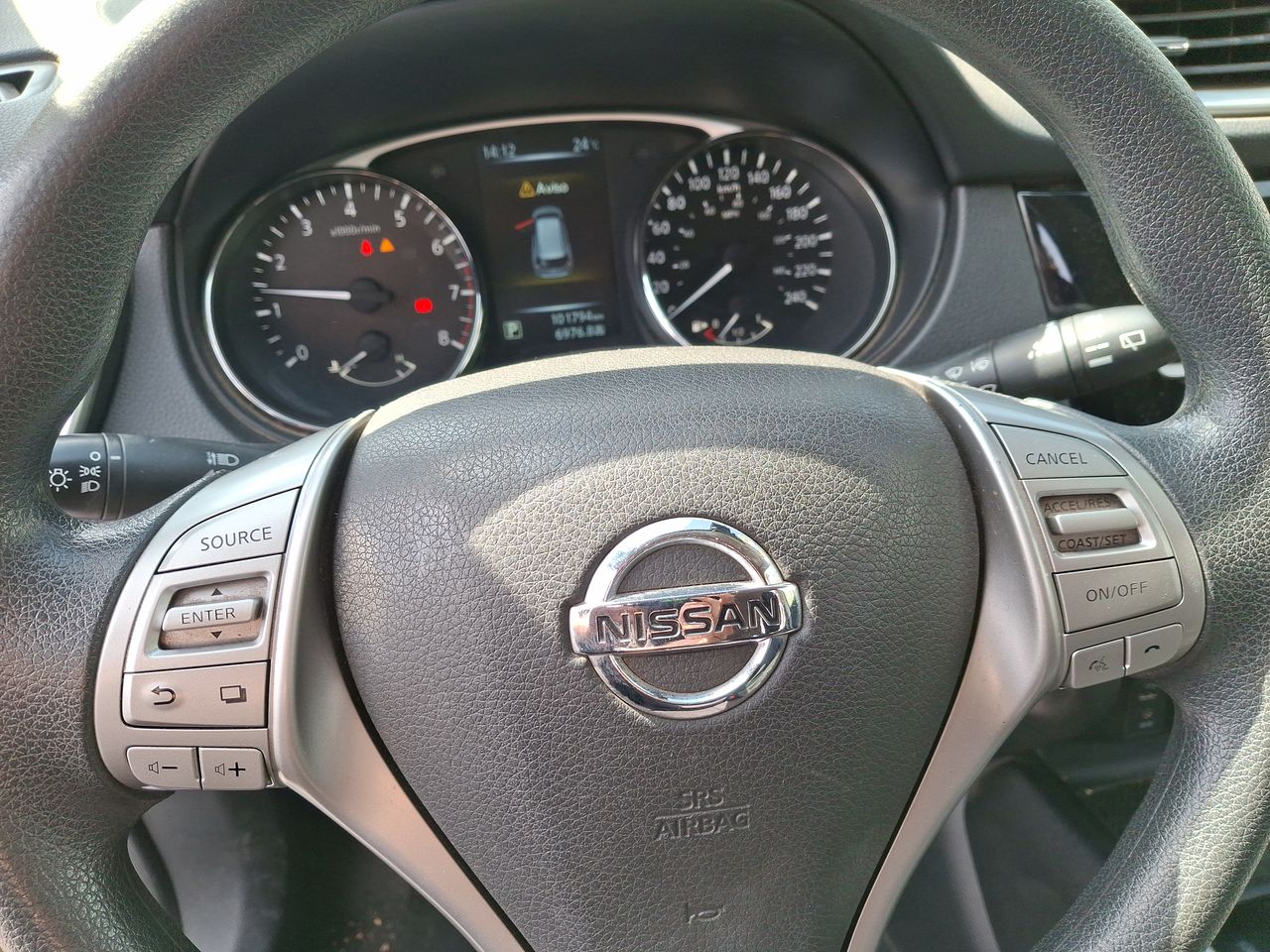 NISSAN - 27