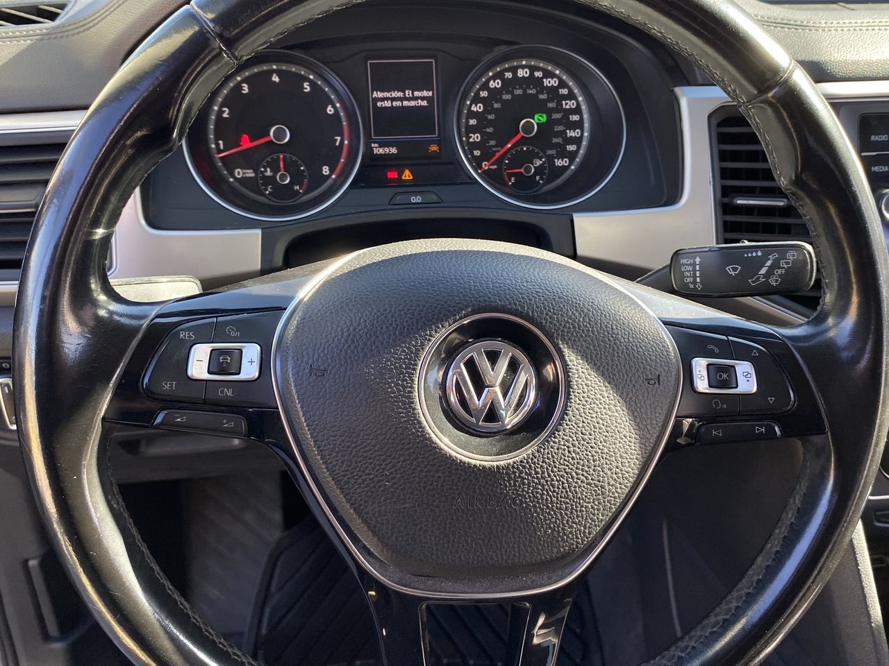 VOLKSWAGEN - 27