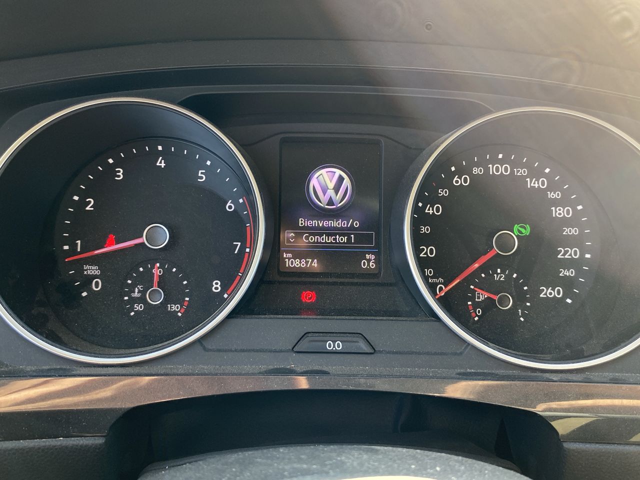 VOLKSWAGEN - 28