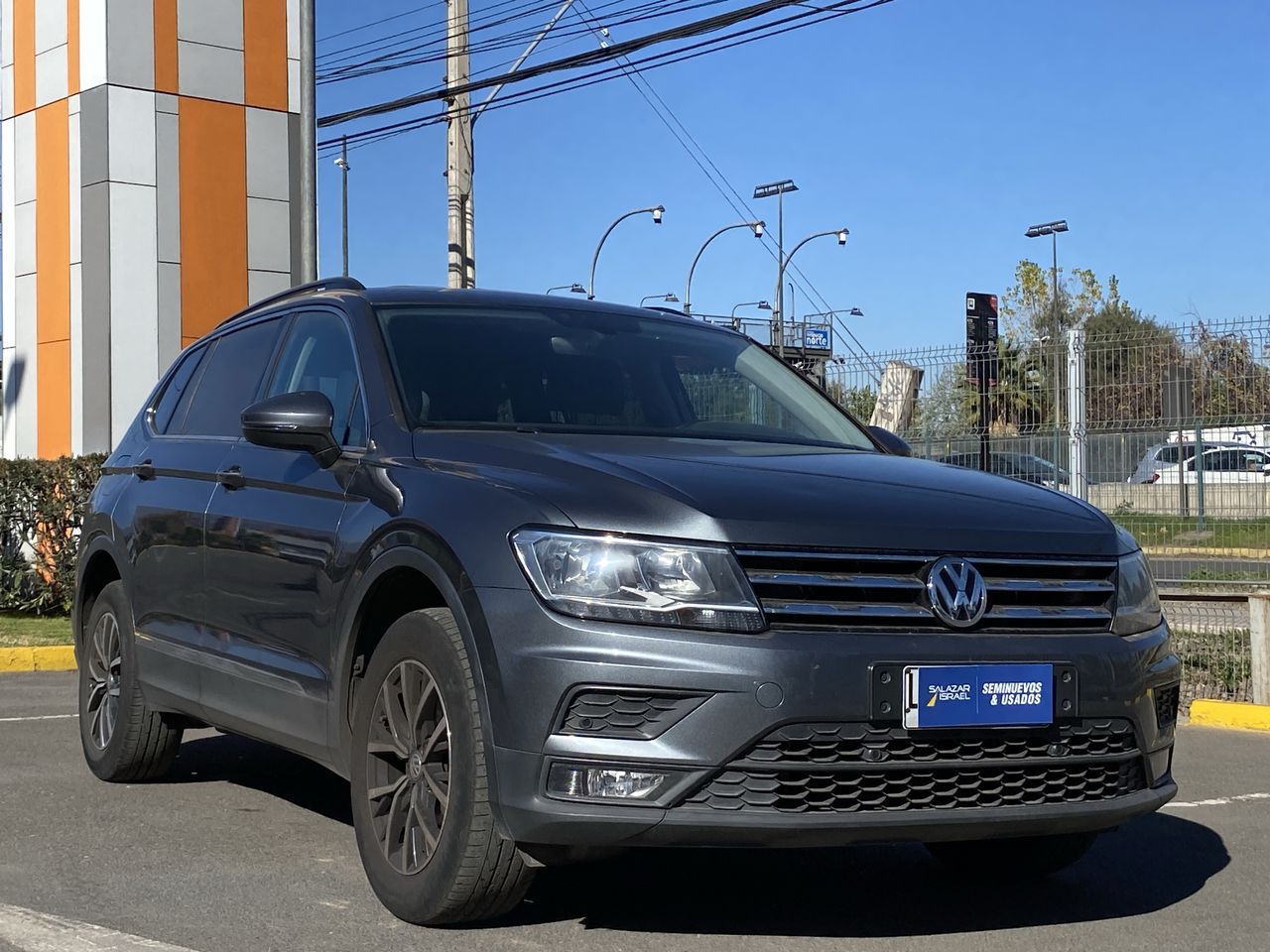 VOLKSWAGEN - 1