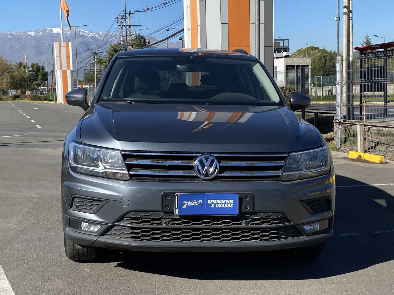 VOLKSWAGEN - 2