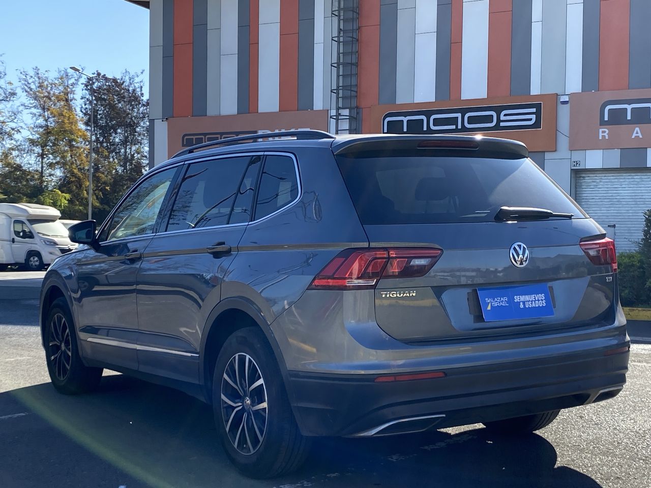 VOLKSWAGEN - 5