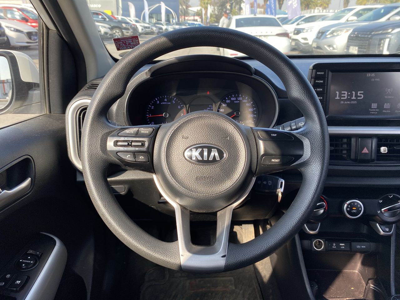 KIA - 25