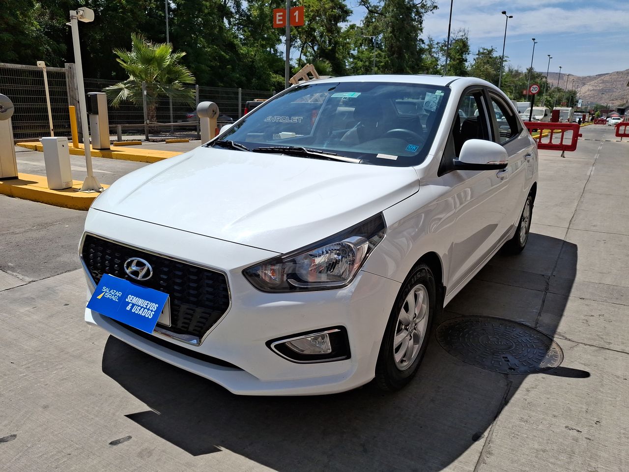 HYUNDAI - 3