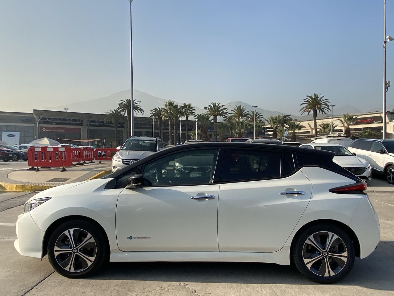 NISSAN - 4