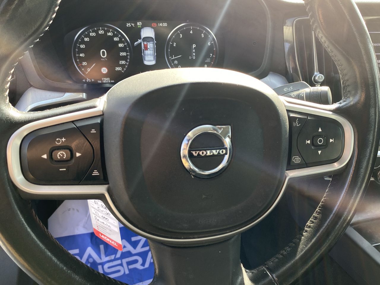 VOLVO - 25