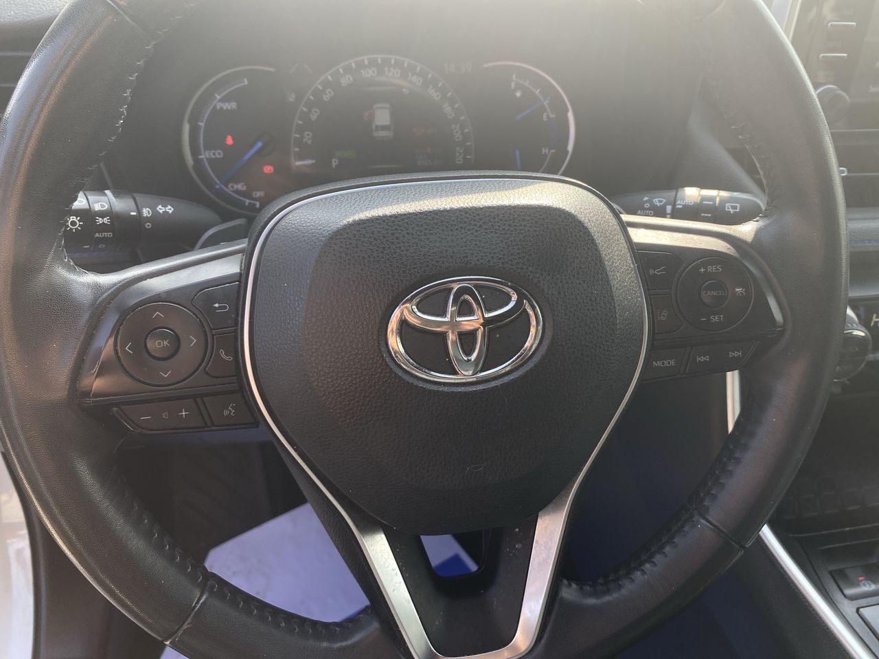 TOYOTA - 27