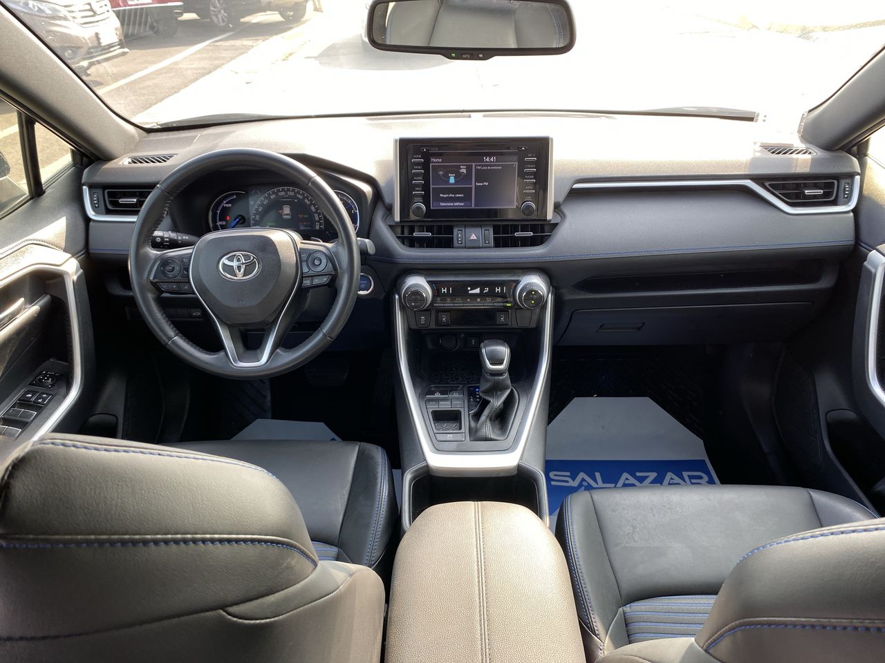 TOYOTA - 33