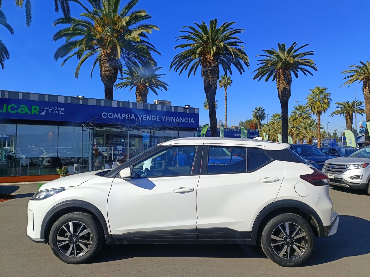 NISSAN - 4