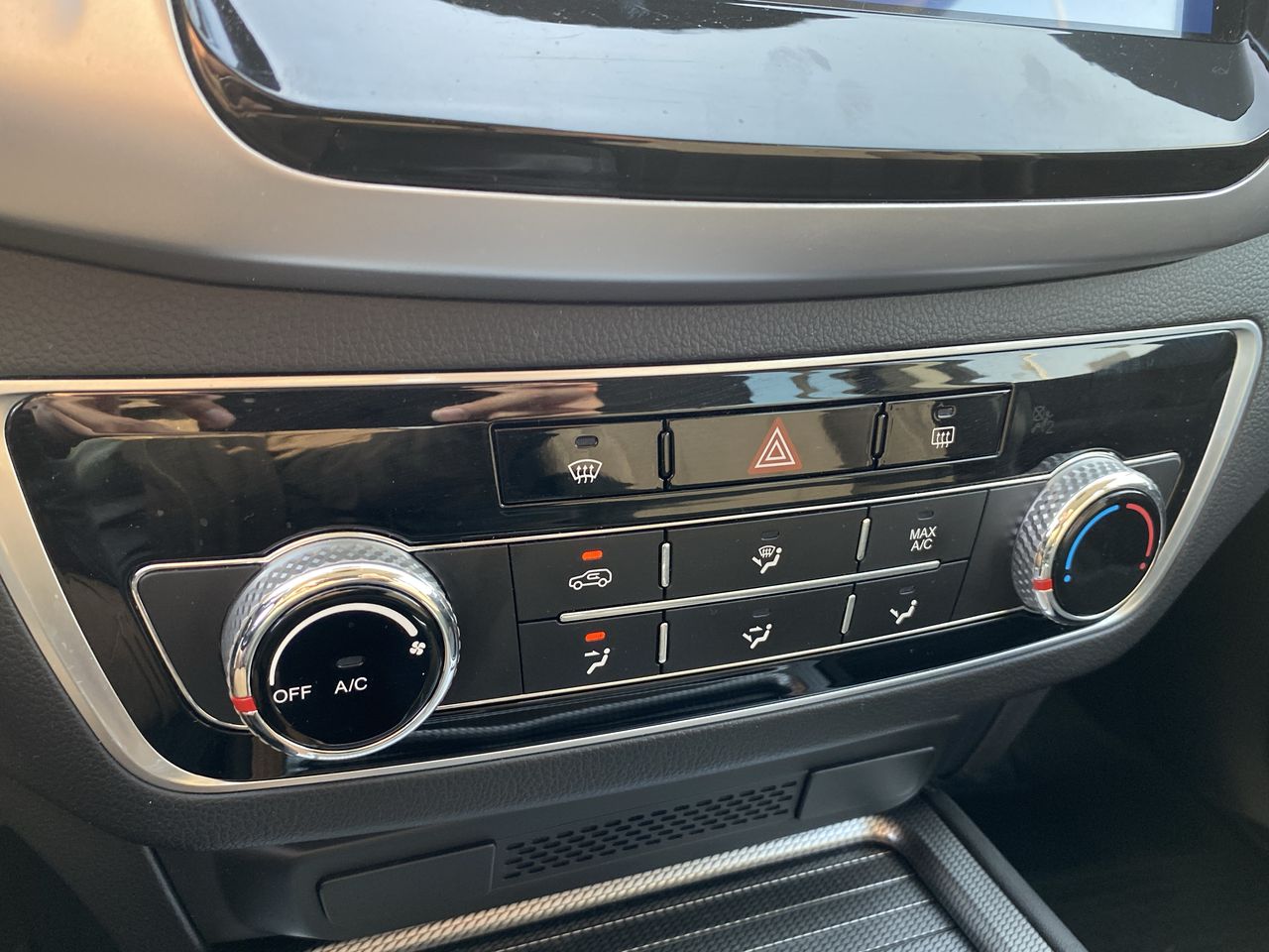SSANGYONG - 31