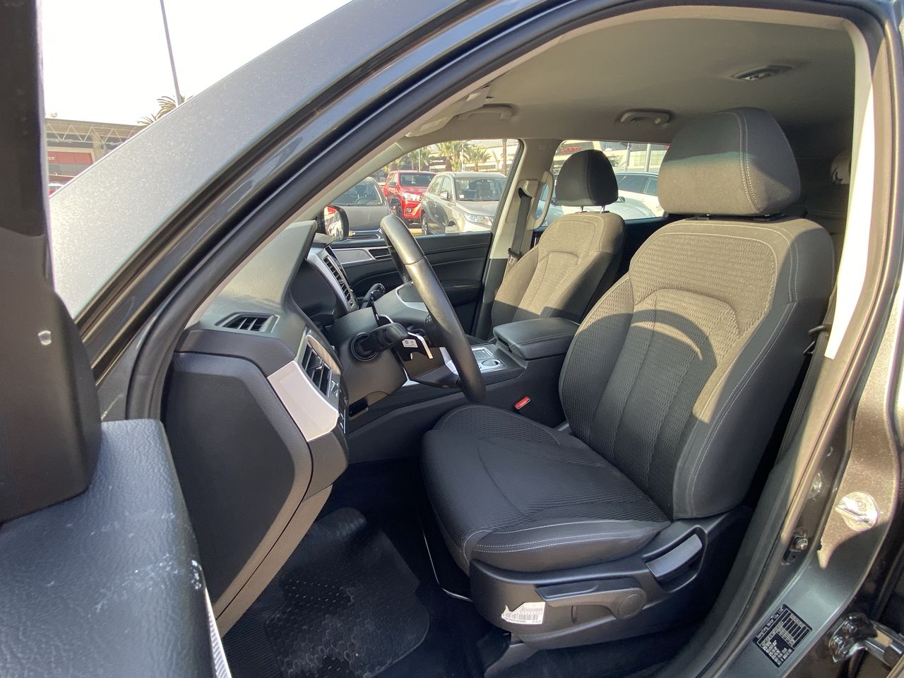 SSANGYONG - 25