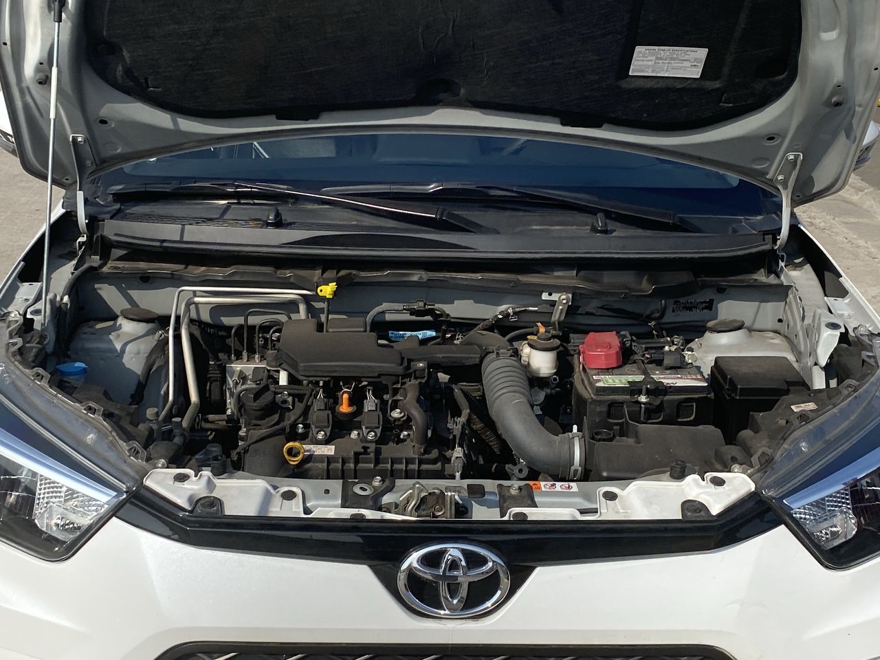TOYOTA - 18