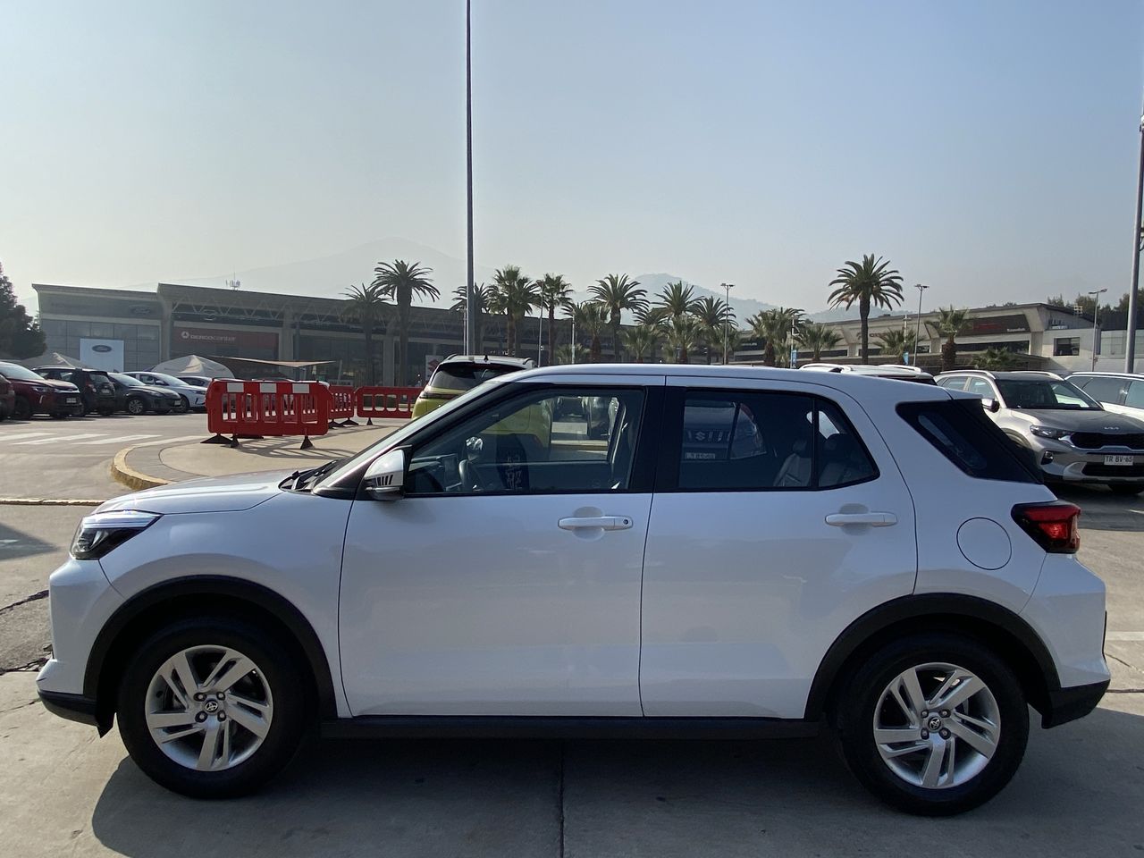TOYOTA - 4