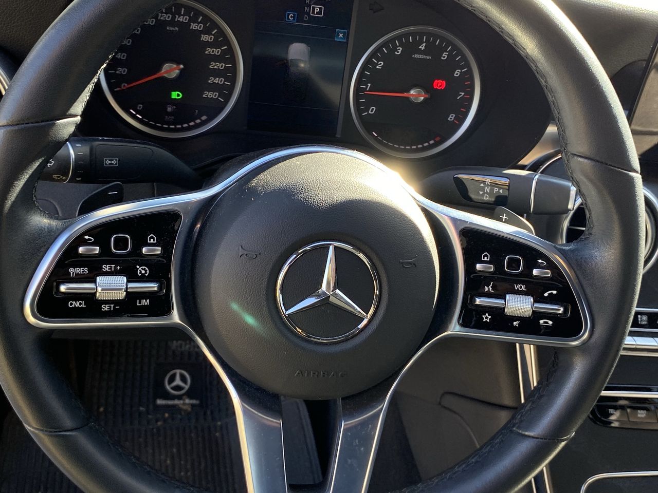 MERCEDES BENZ - 26
