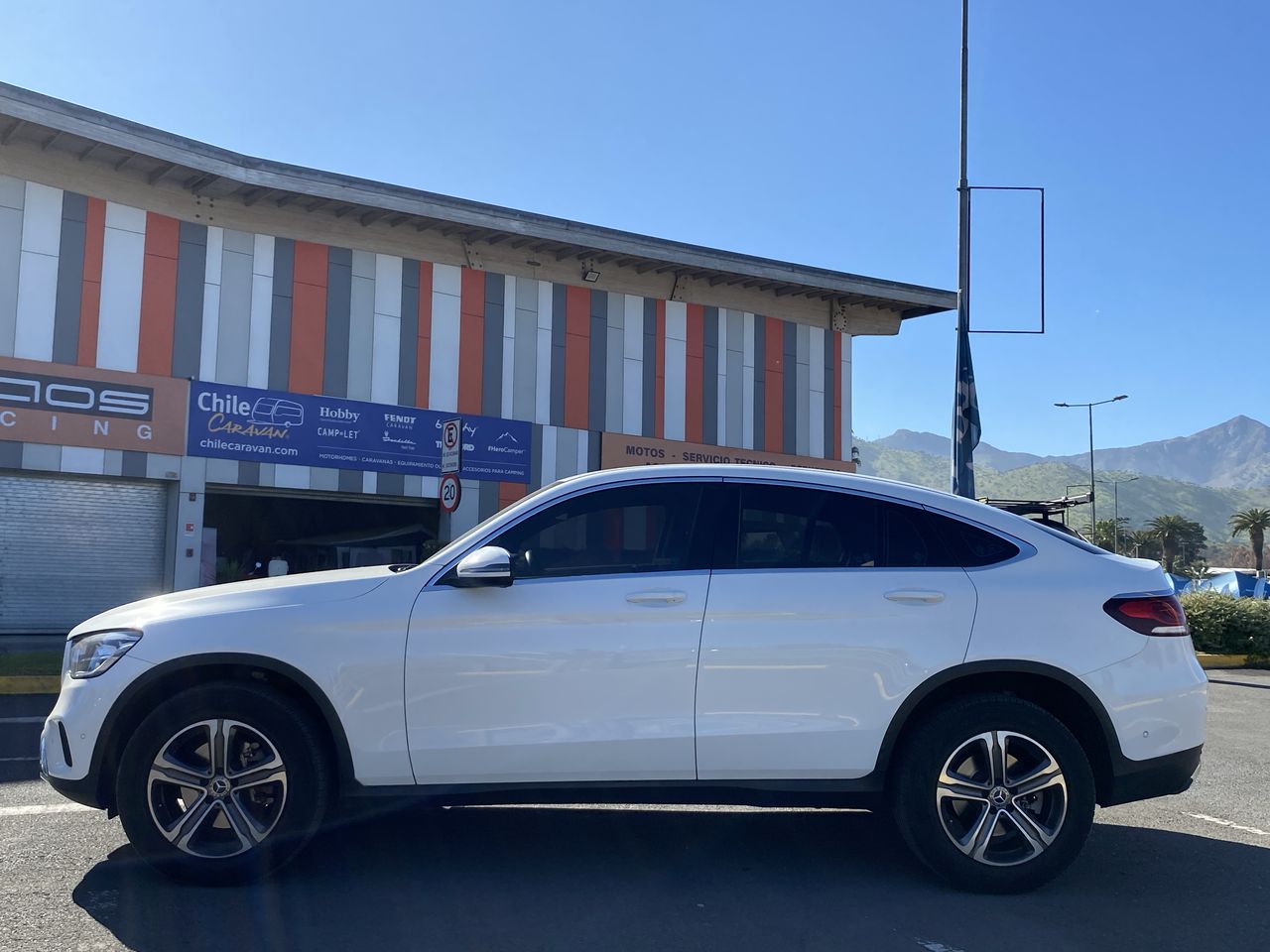 MERCEDES BENZ - 4