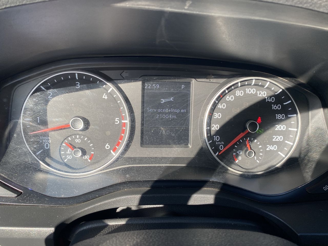VOLKSWAGEN - 28