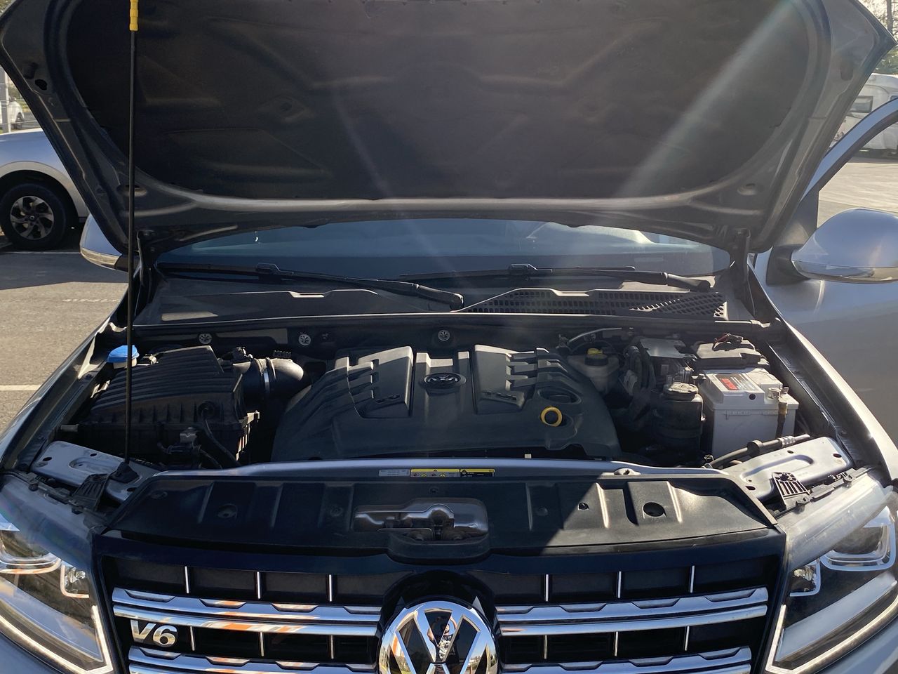 VOLKSWAGEN - 18