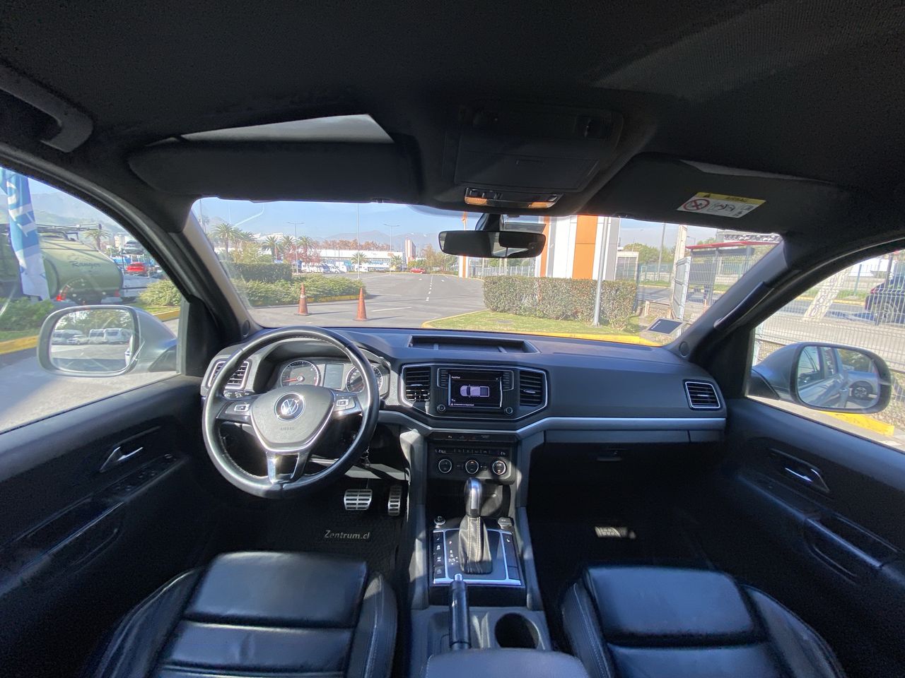 VOLKSWAGEN - 9