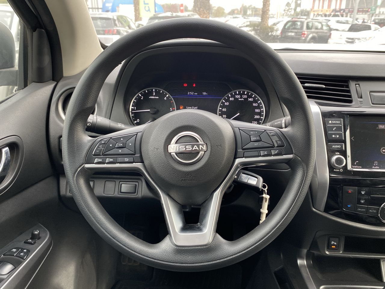 NISSAN - 26