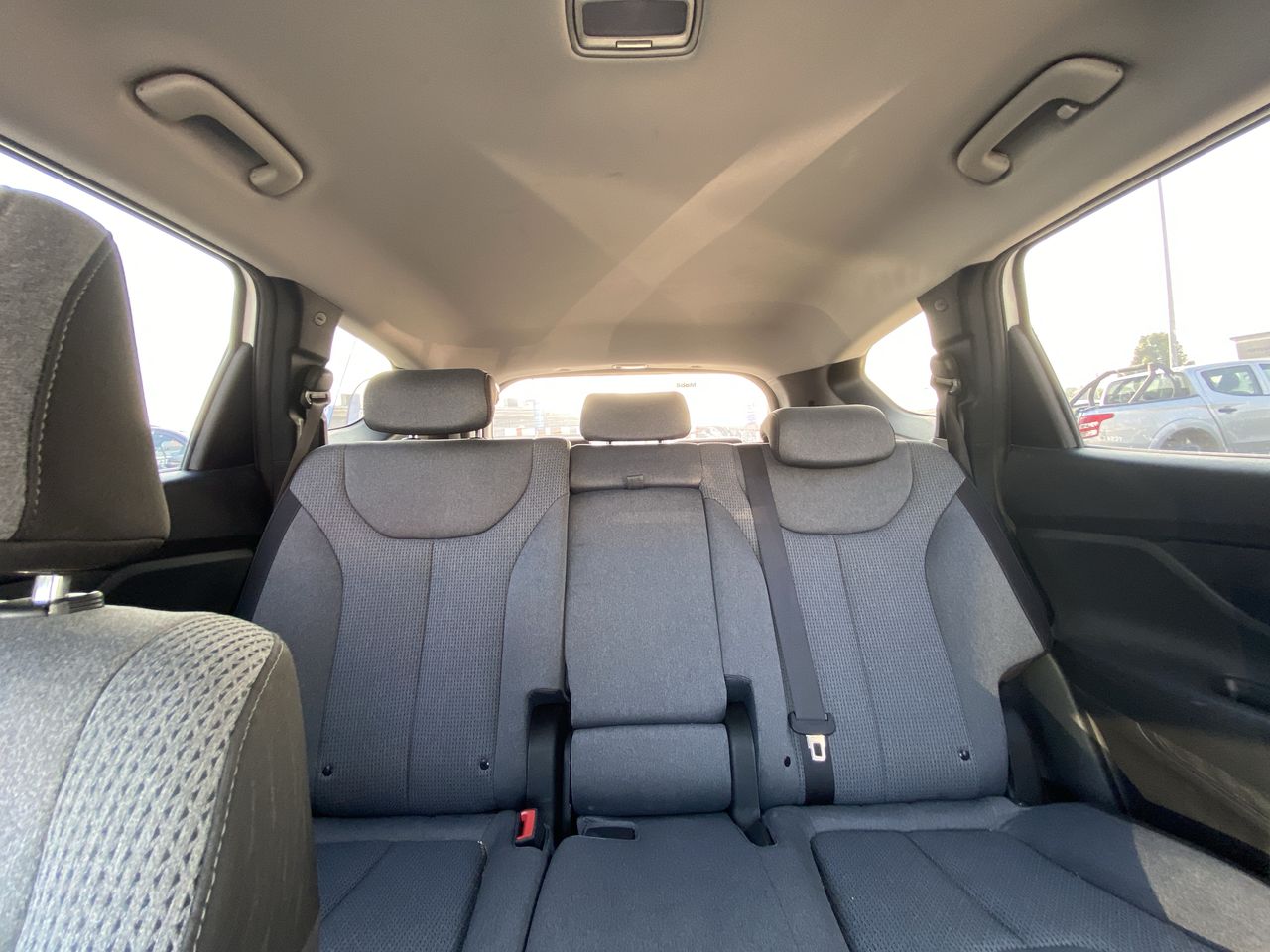 HYUNDAI - 13
