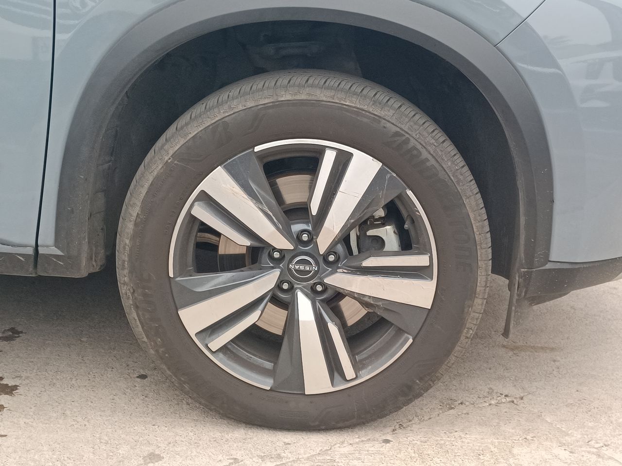 NISSAN - 17