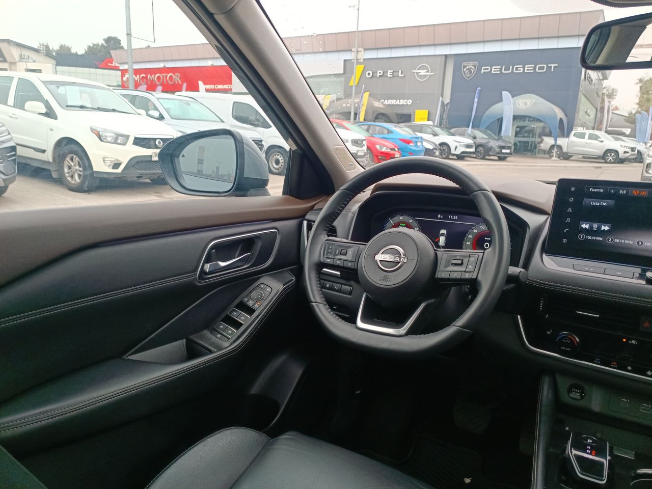 NISSAN - 16