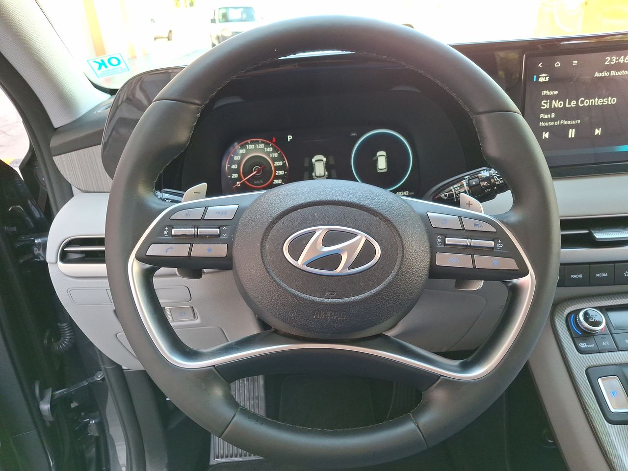 HYUNDAI - 25