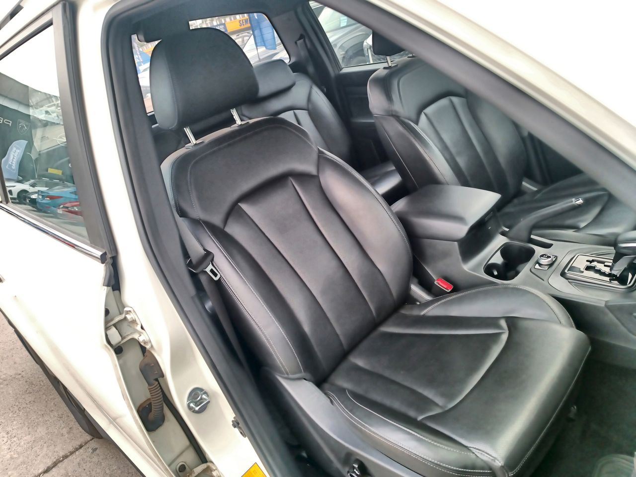 SSANGYONG - 35