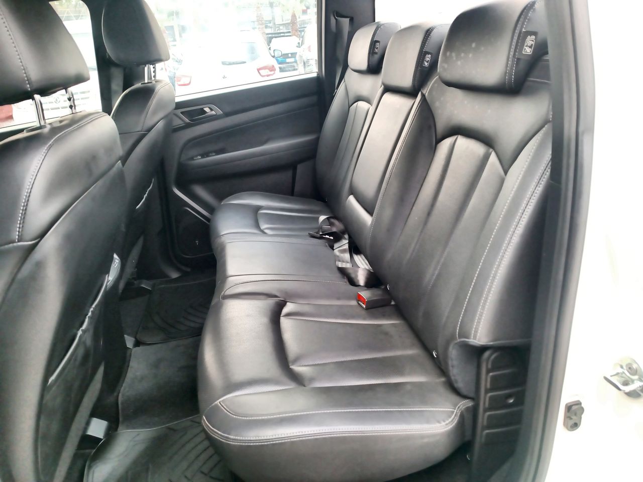 SSANGYONG - 36