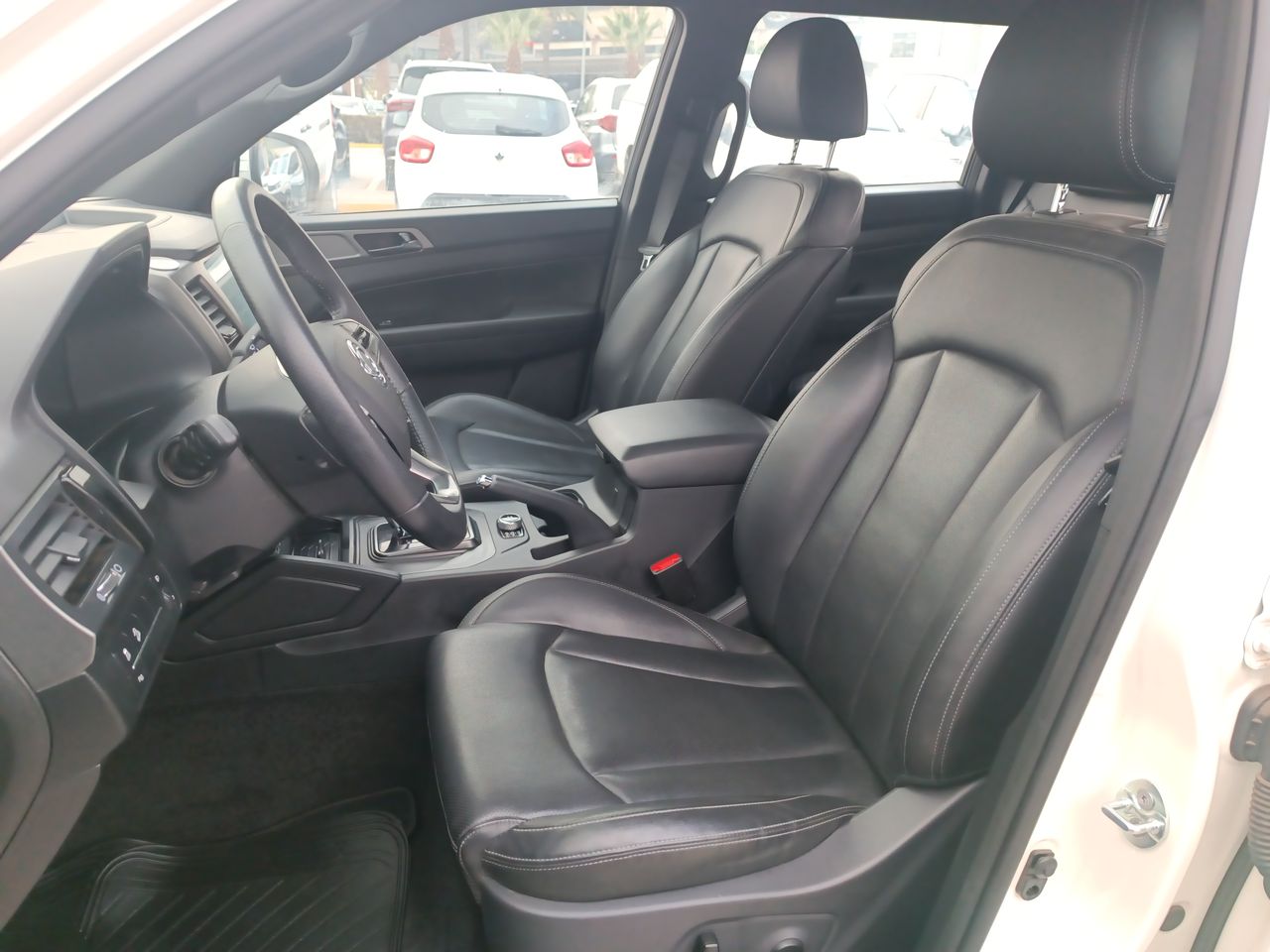 SSANGYONG - 25