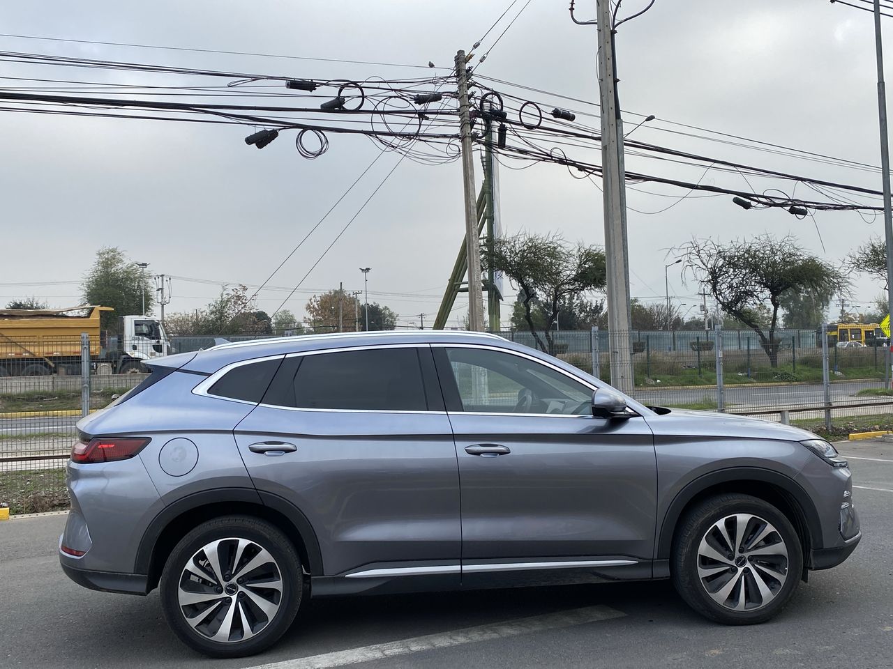 BYD - 8