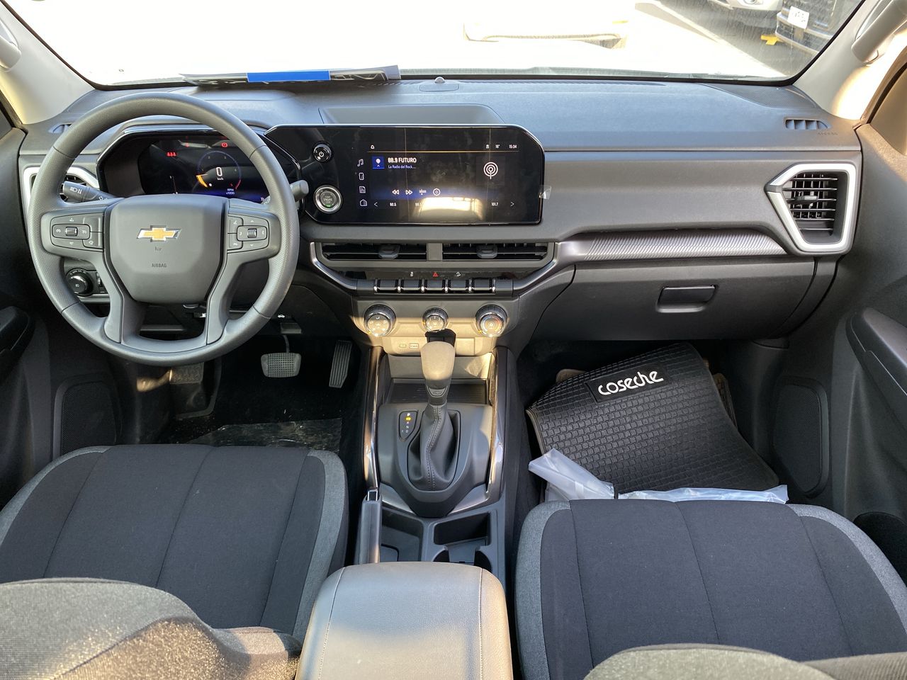 CHEVROLET - 33