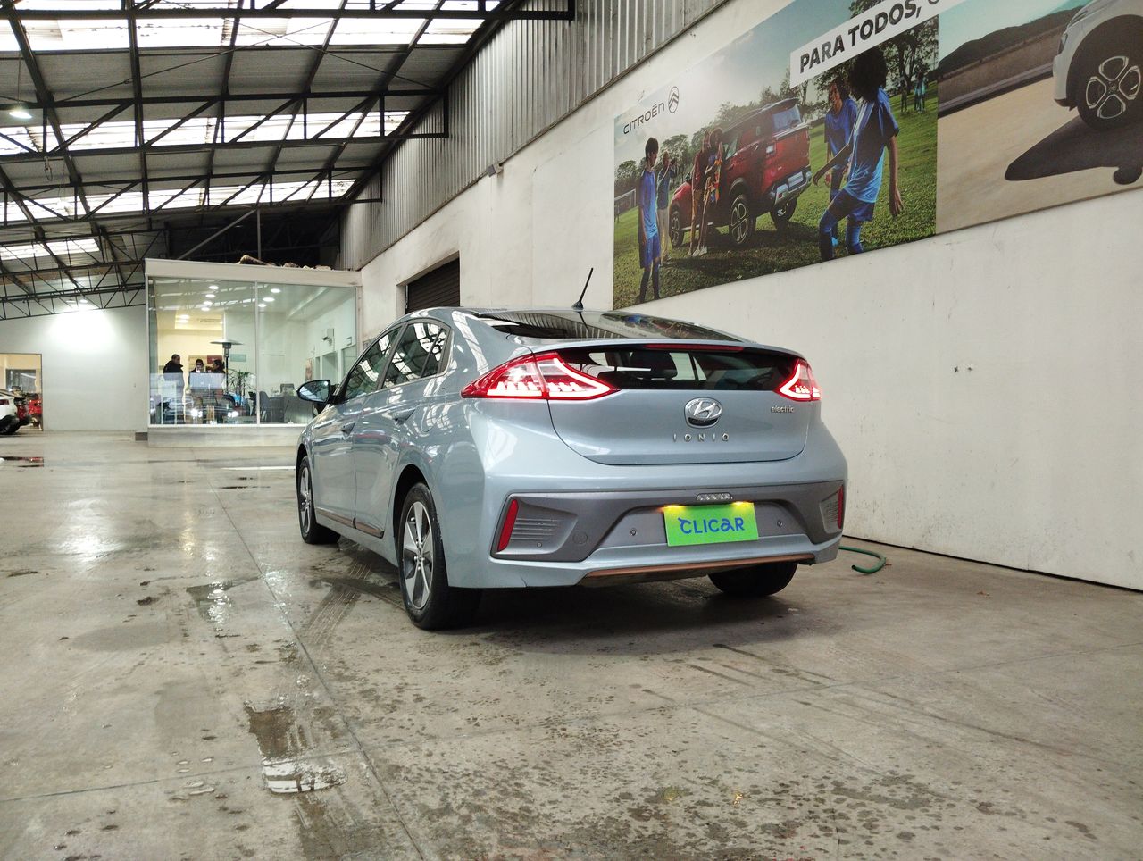 HYUNDAI - 8
