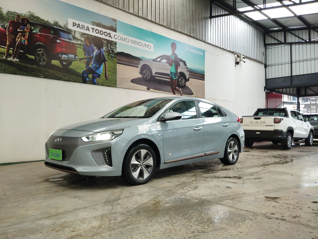 HYUNDAI - 6