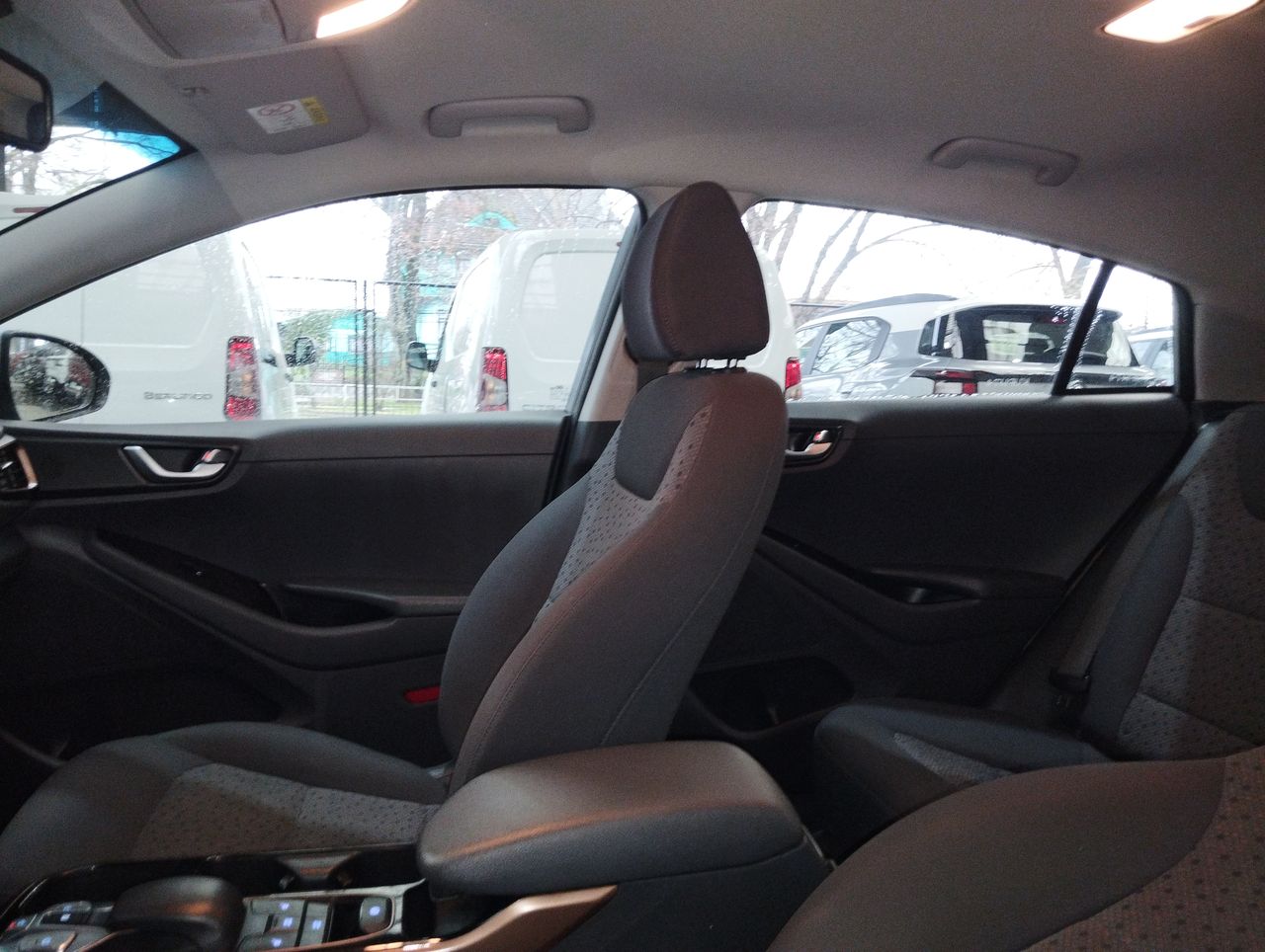 HYUNDAI - 11