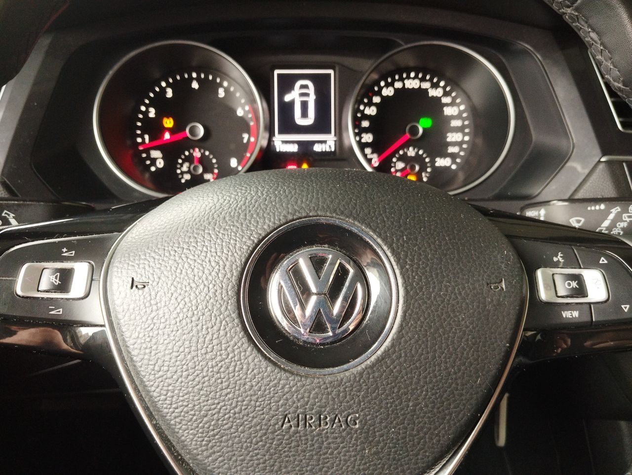 VOLKSWAGEN - 26