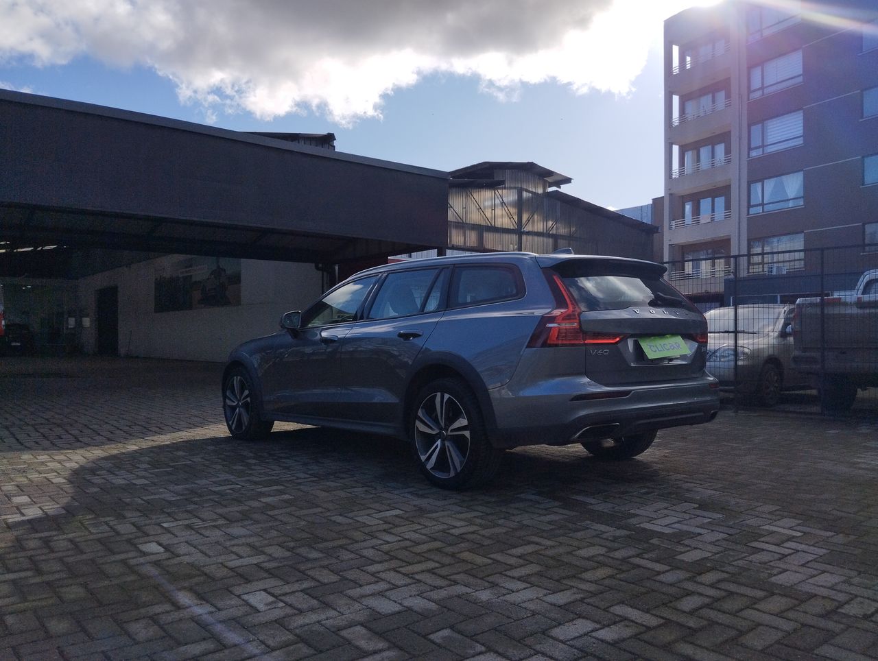 VOLVO - 7