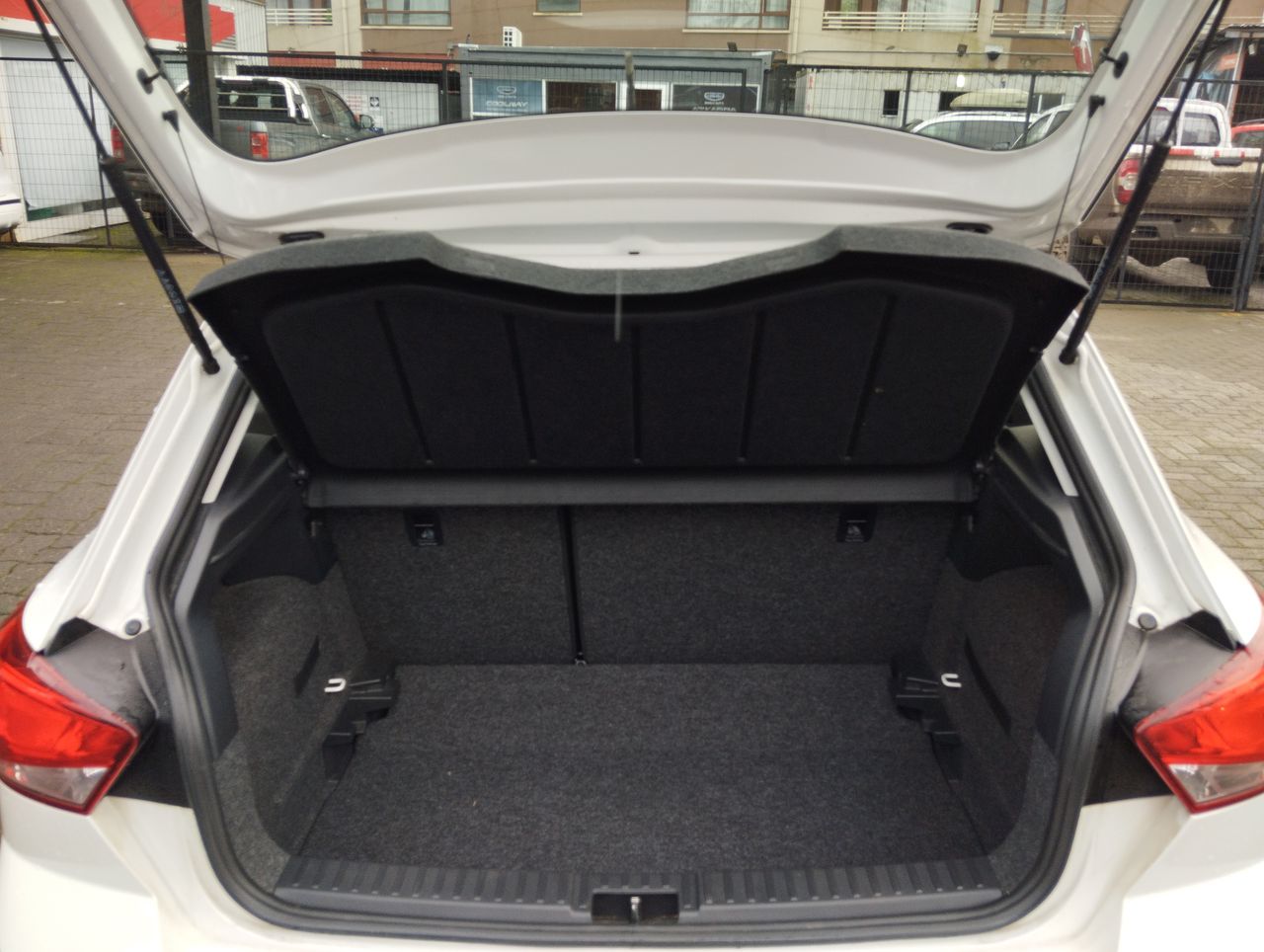 SEAT - 21