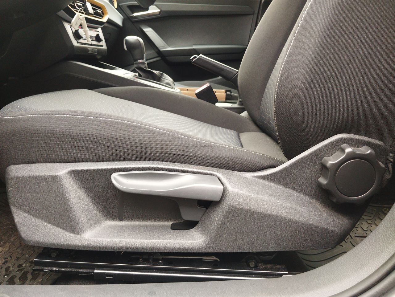 SEAT - 23