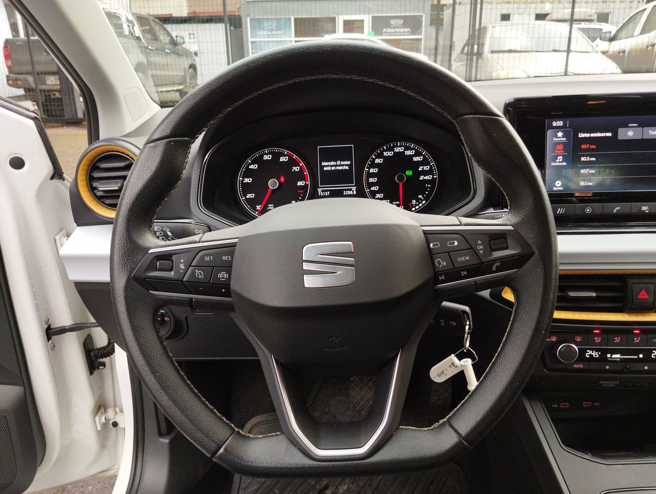 SEAT - 25