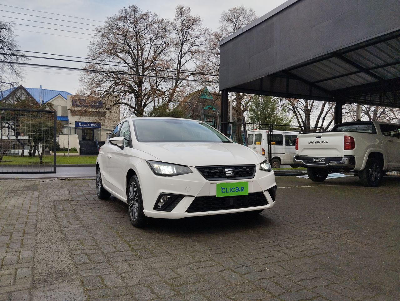 SEAT - 4