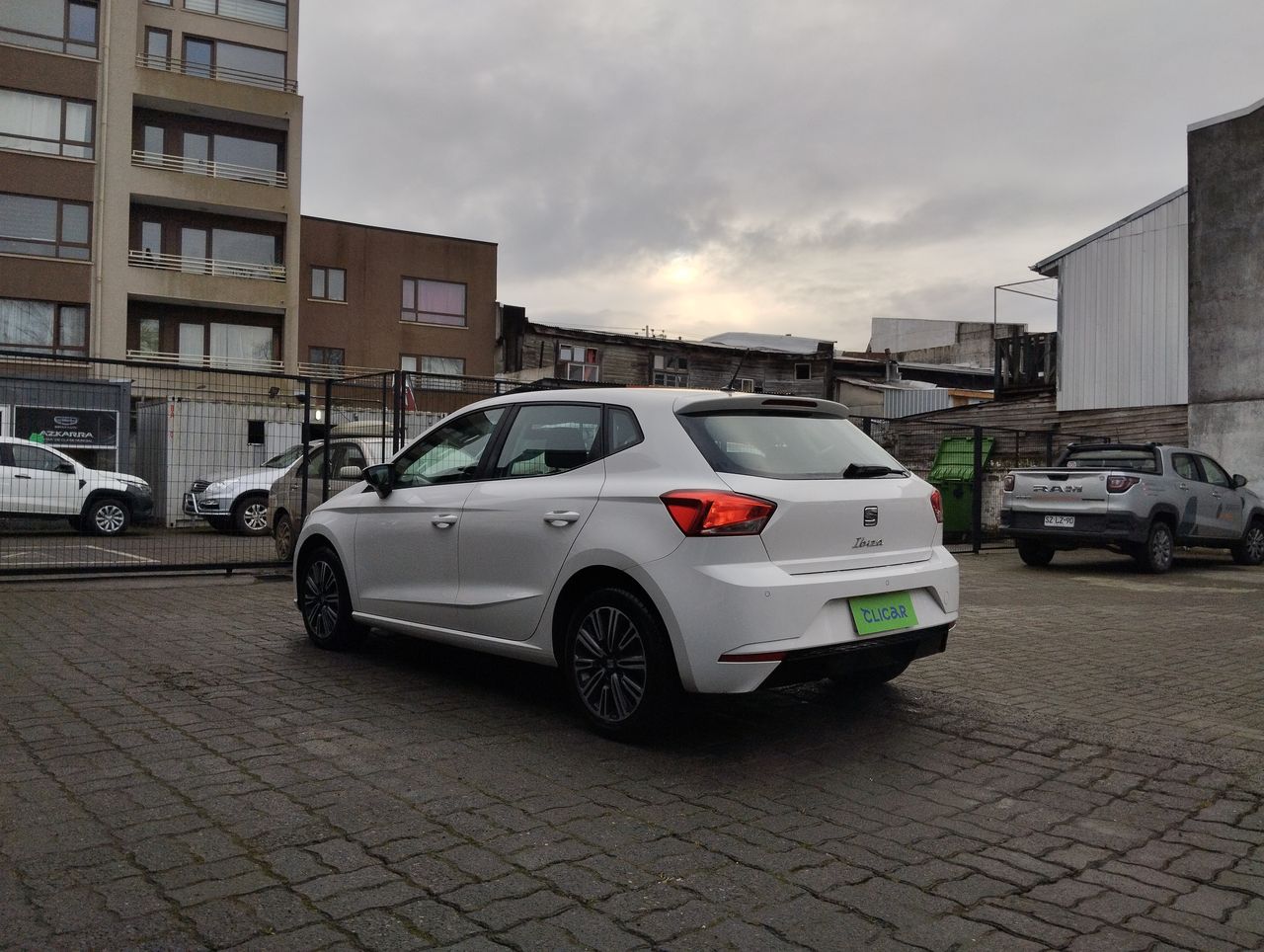SEAT - 7