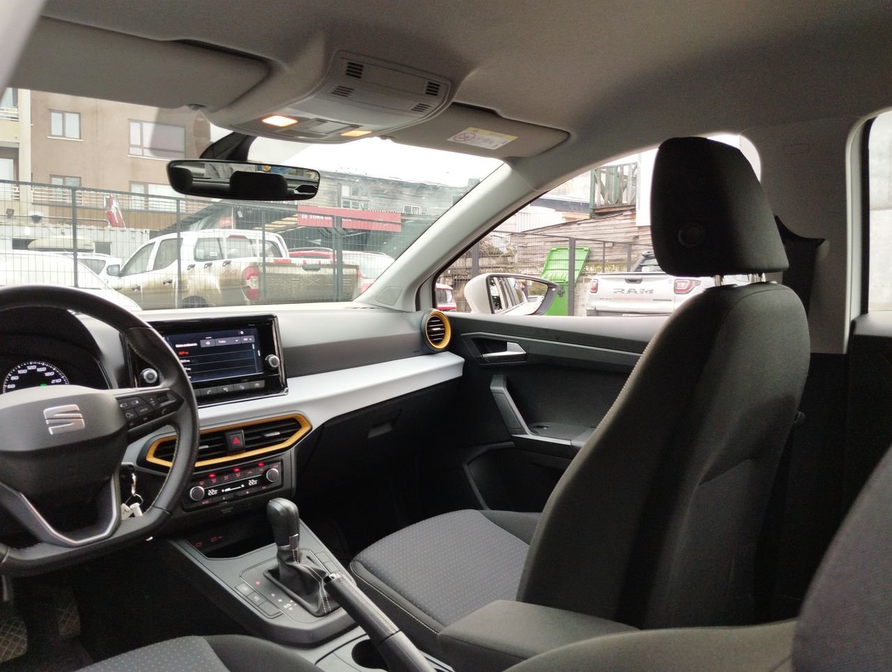 SEAT - 10