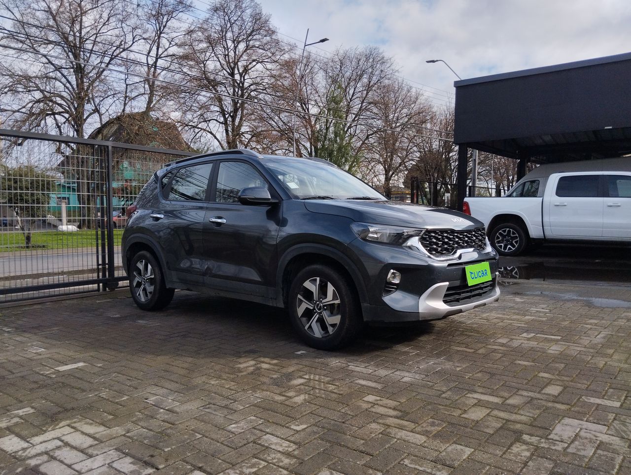 KIA - 3