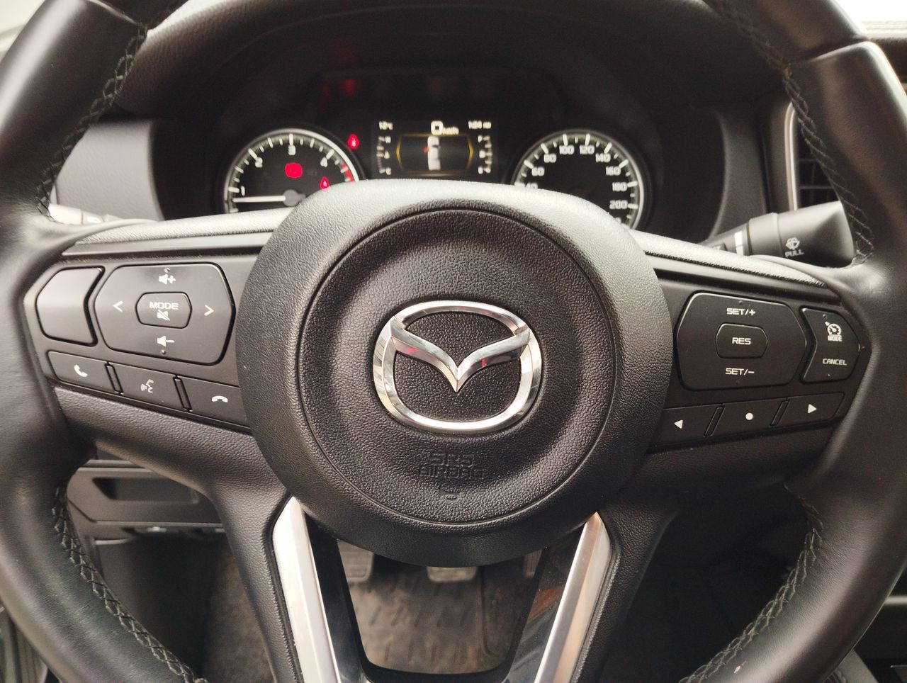 MAZDA - 26