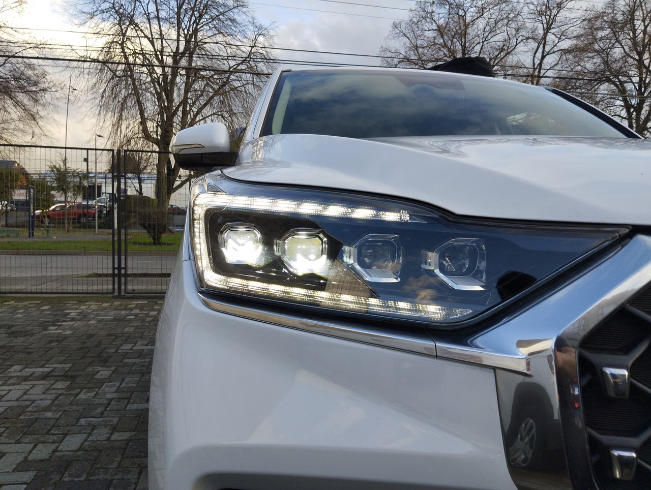 SSANGYONG - 18