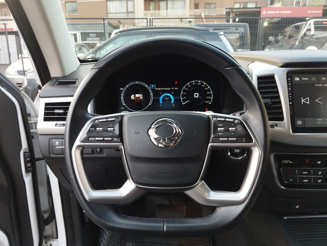 SSANGYONG - 25