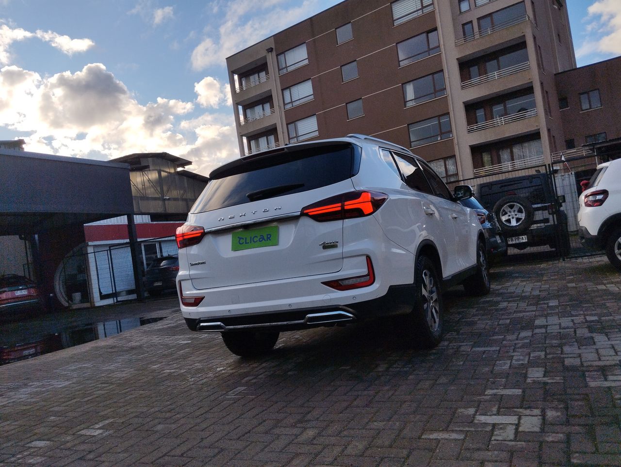 SSANGYONG - 1