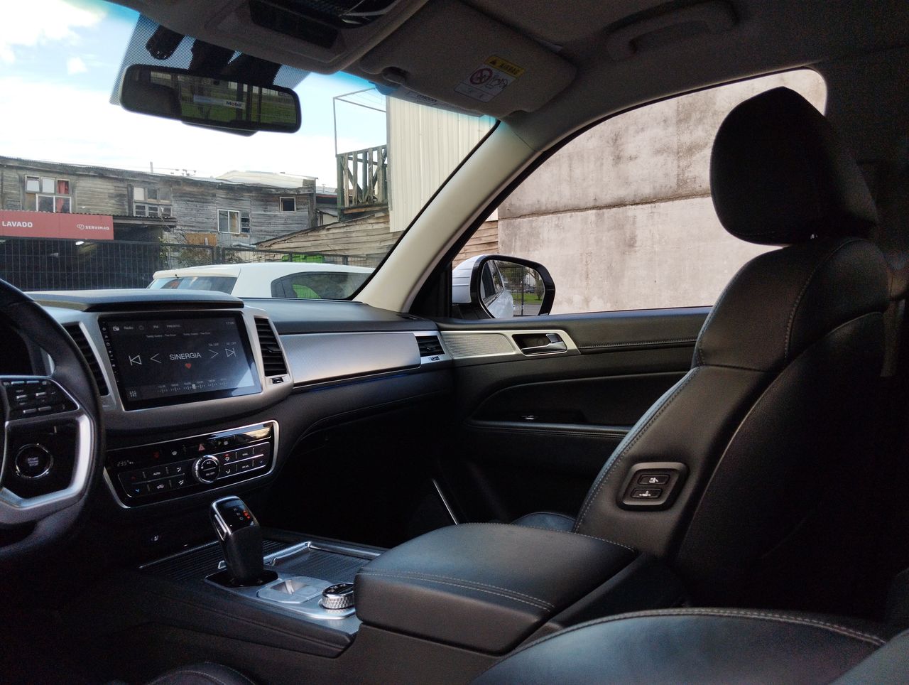 SSANGYONG - 10
